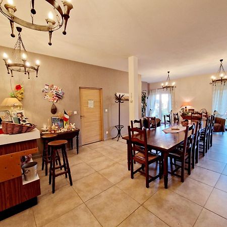 לינה וארוחת בוקר Rezonville Les Jardins De La Grange מראה חיצוני תמונה